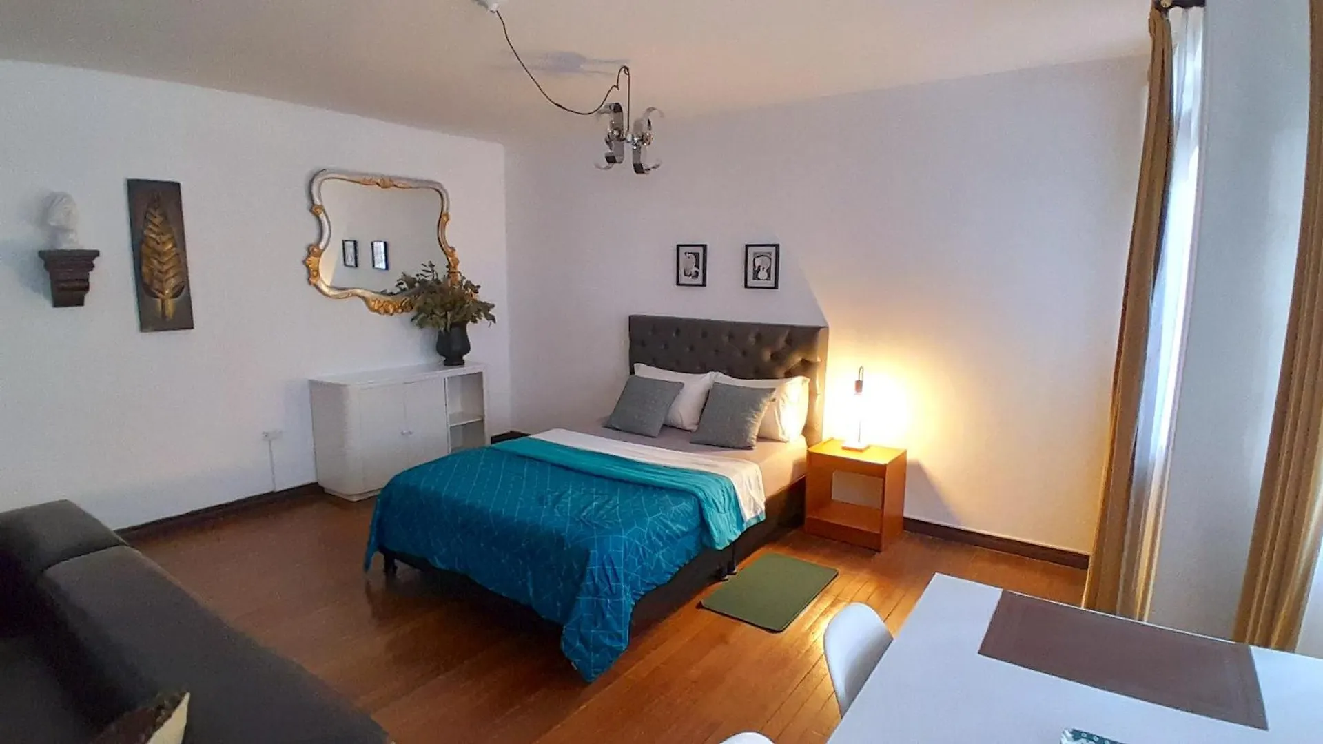 Apartaestudio En La Macarena Bogotá Lägenhet